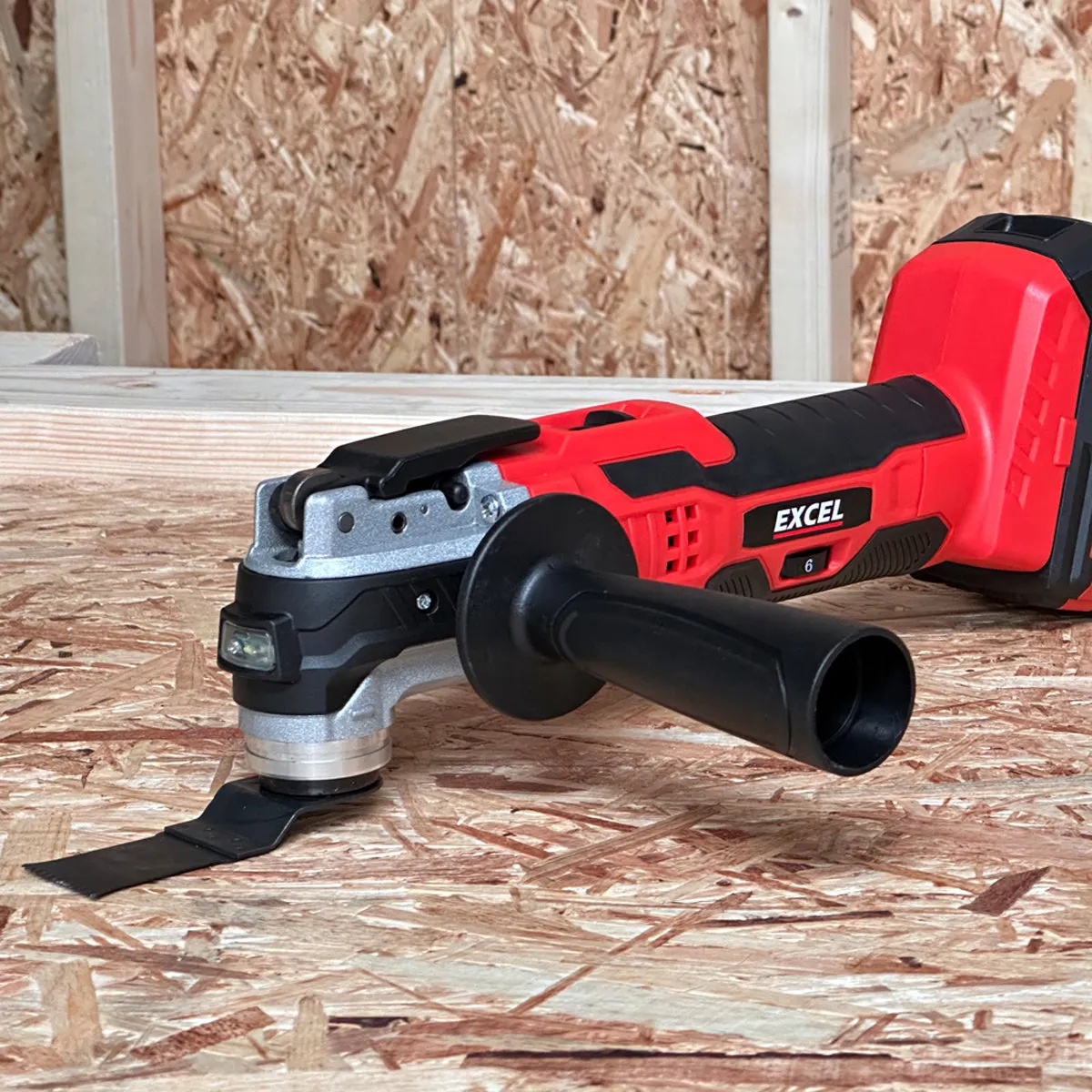 Excel 18V Oscillating Multi Tool with 1 x 4.0Ah Battery Charger & Bag