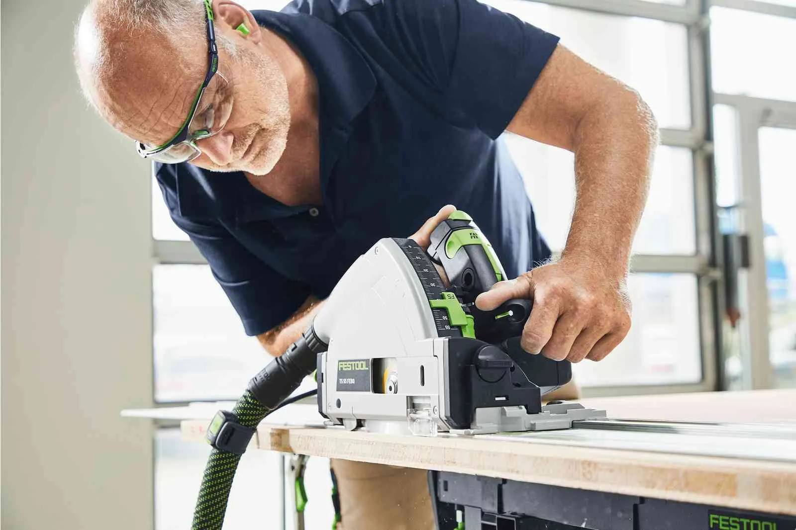 Festool TS 55 FEQ-Plus 110V GB Circular Plunge-Cut Saw - 576707 With Guide Rail Kit Set 577932