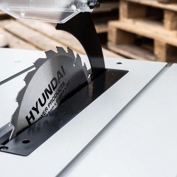 Hyundai HYTS1800E 10/30mm Table Saw 230V