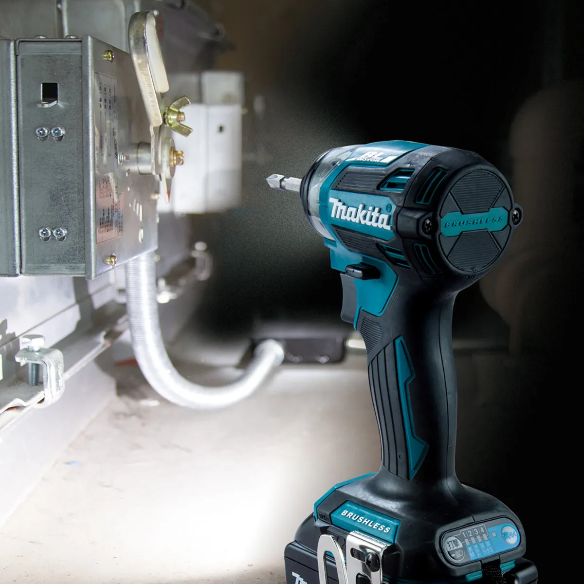 Makita DTD173Z 18V LXT Brushless Impact Driver Body Only