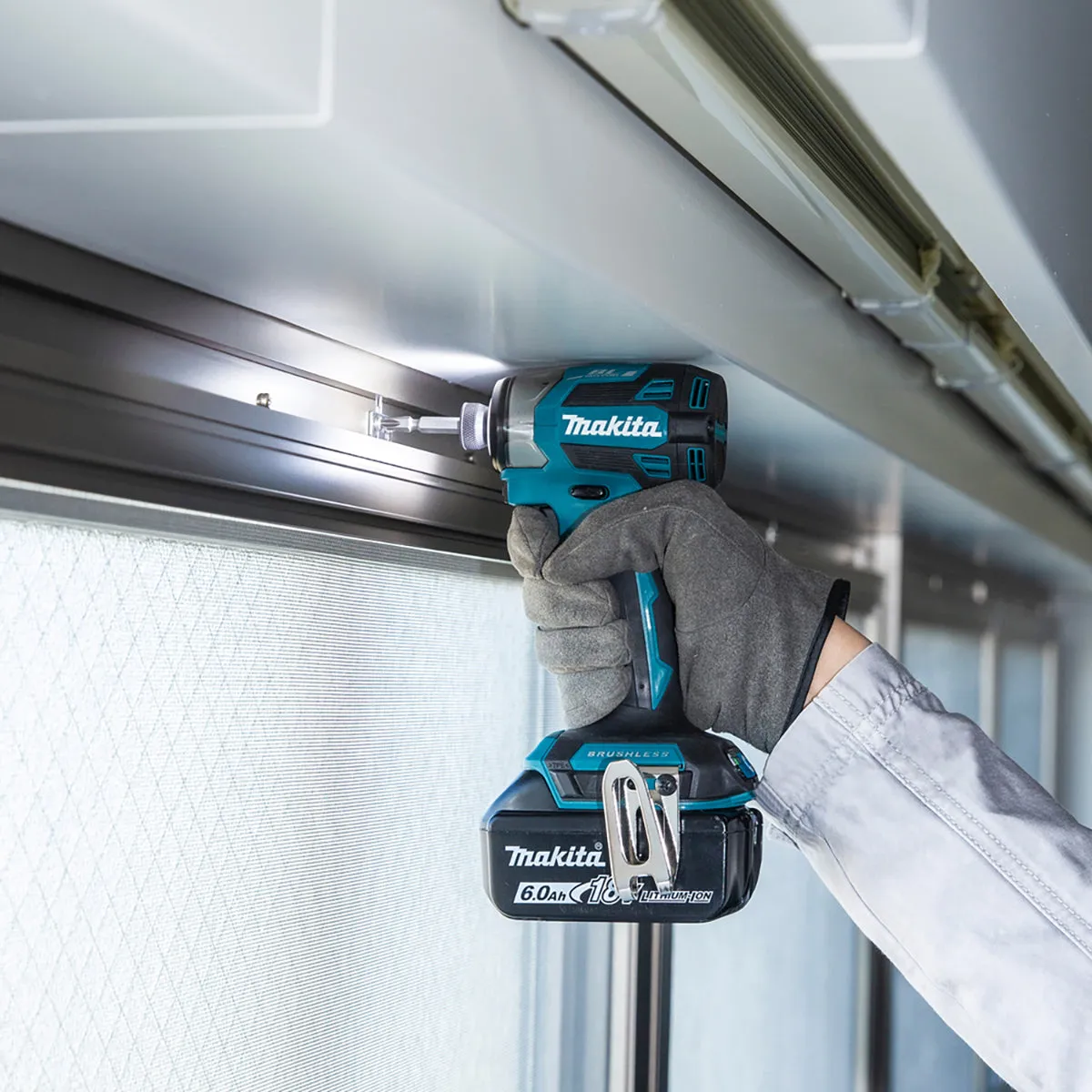 Makita DTD173Z 18V LXT Brushless Impact Driver Body Only