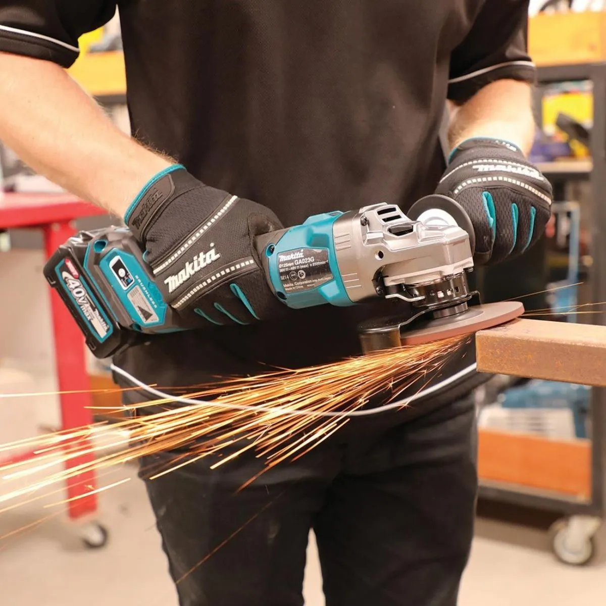 Makita GA023GZ01 40V Max XGT 125mm Brushless Angle Grinder With Type 4 Case