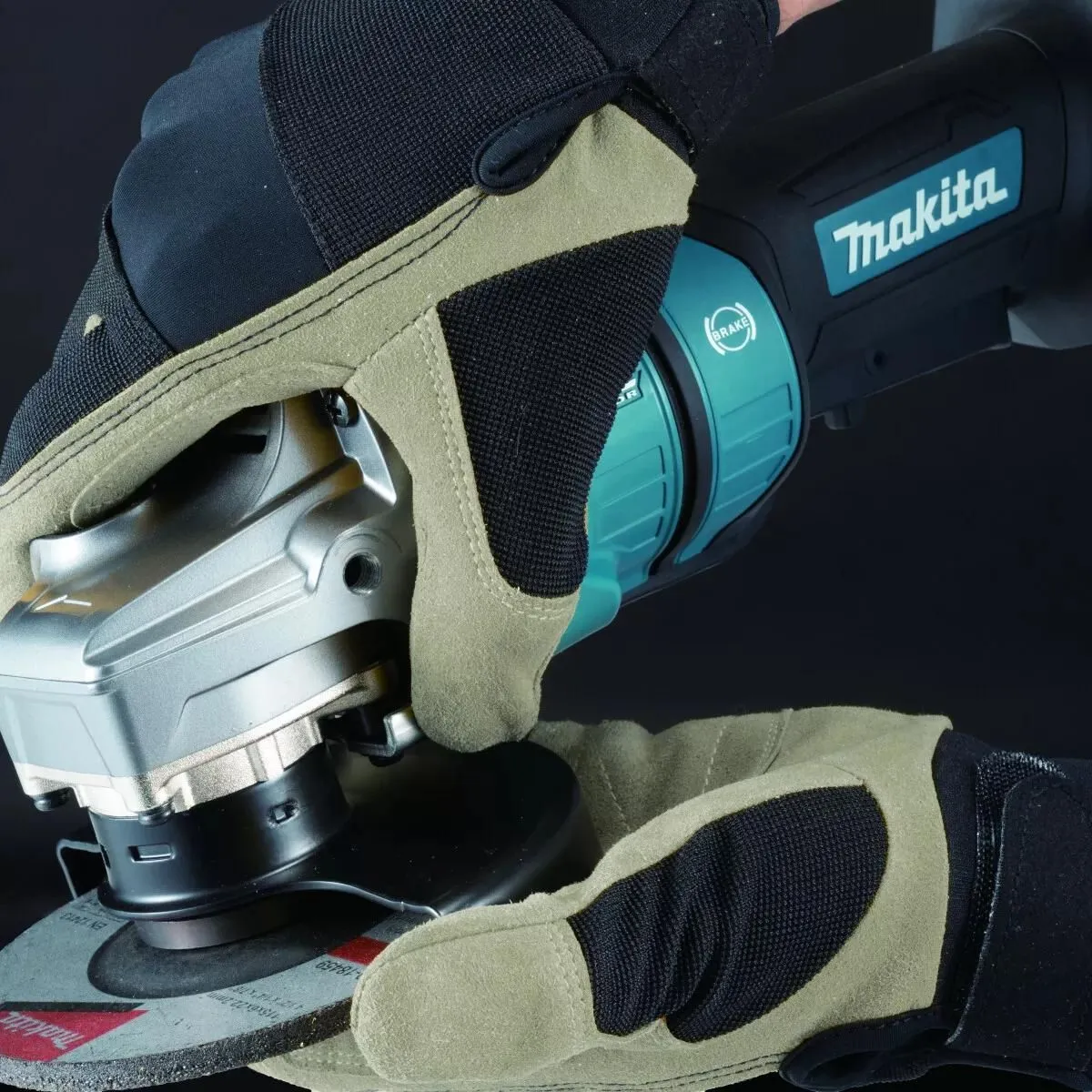 Makita GA050GZ01 40Vmax XGT Brushless 125mm/5 Angle Grinder With Case