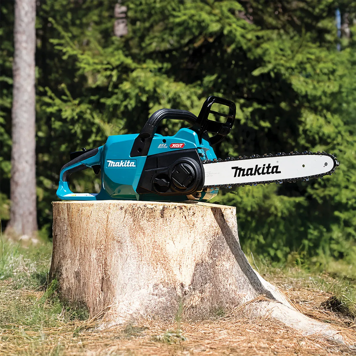 Makita UC022GZ 40V Max XGT Brushless 35cm Chainsaw Body Only
