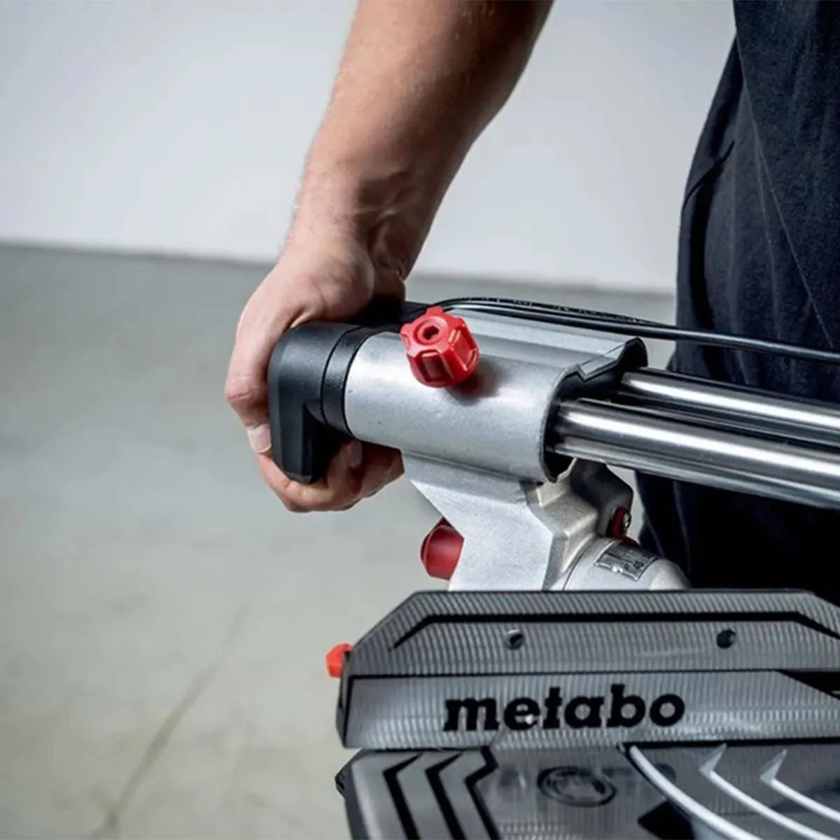 Metabo KGS 216mm Single Bevel Sliding Mitre Saw 240V with Universal Leg Stand