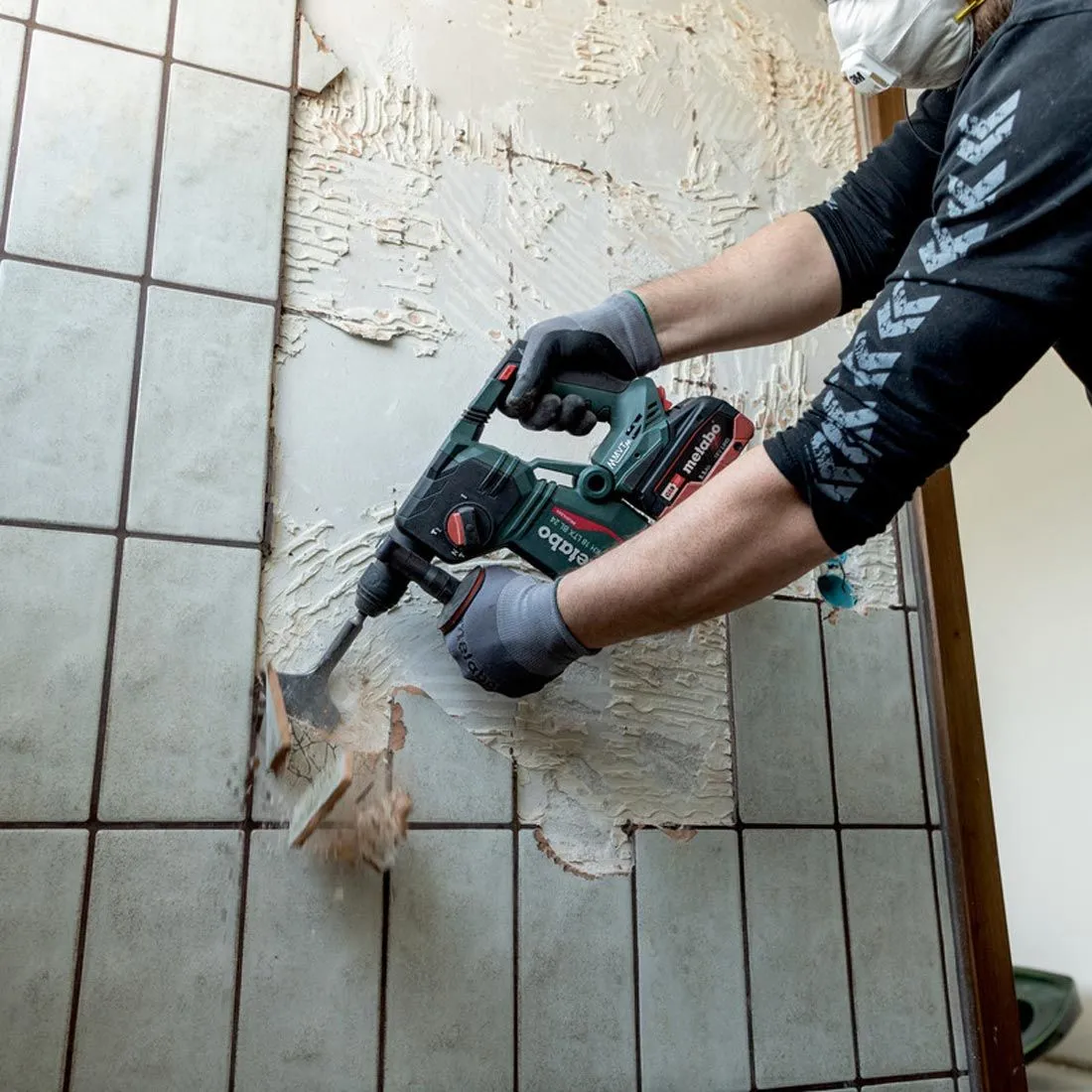 Metabo KH 18 LTX BL 24 18V Brushless SDS  Hammer Drill with 1 x 5.2Ah Battery Charger & Metabox