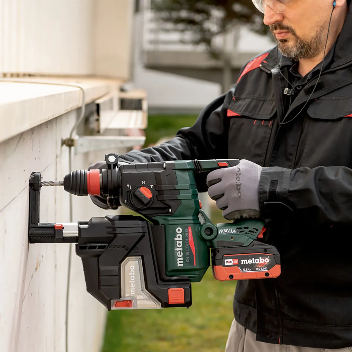 Metabo KH 18 LTX BL 28 Q 18V Brushless SDS  Combination Hammer Drill Body Only in Metabox 601715840