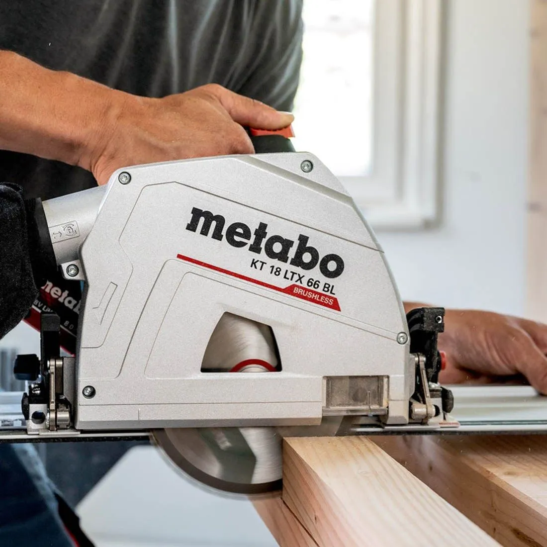 Metabo KT 18 LTX 66 BL 18V Brushless Plunge Saw with 2 x 5.2Ah Battery Charger & 1600mm Guide Rail Kit