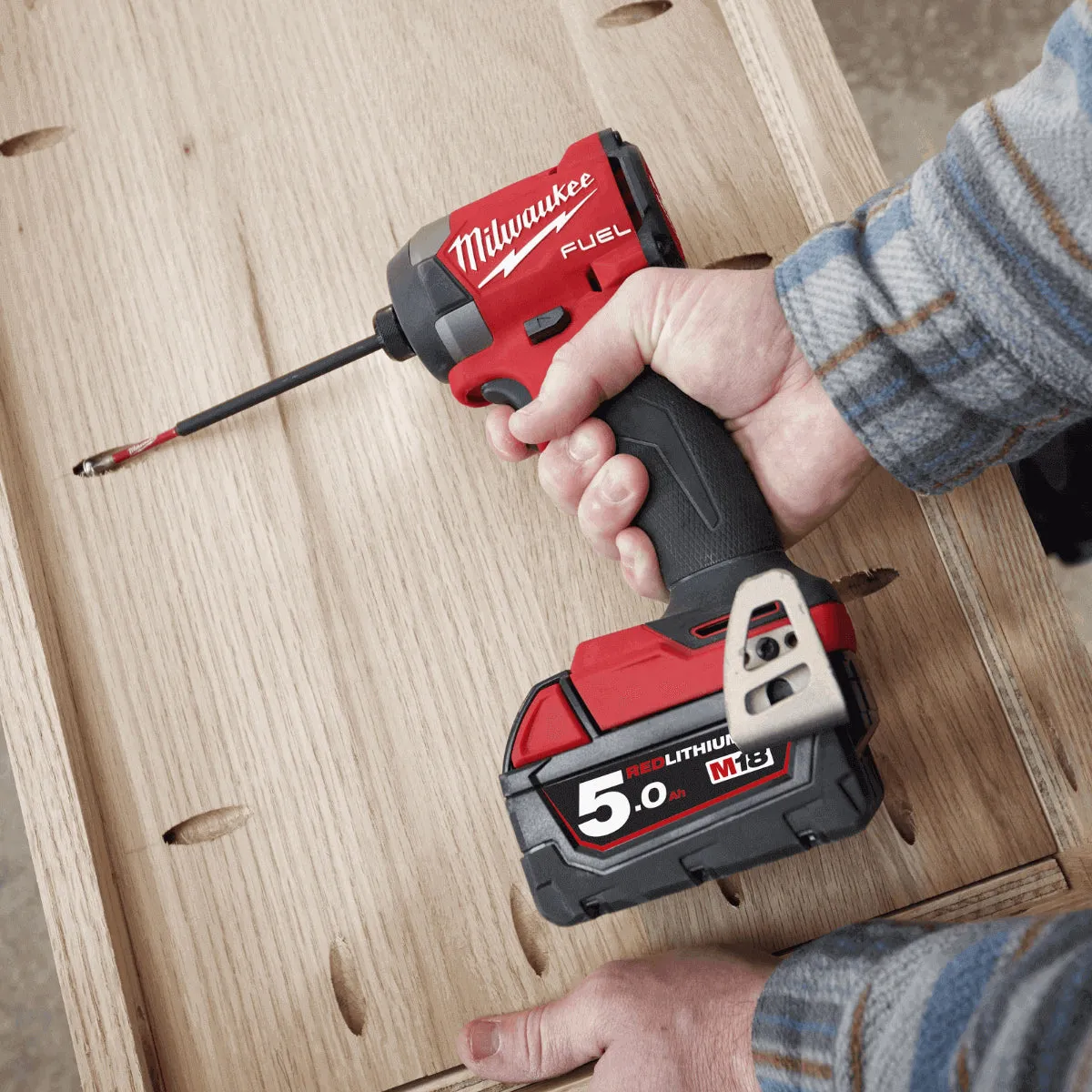 Milwaukee 18V Brushless Twin Pack Impact Driver   Combi Drill with 2 x 5.0Ah Battery T4TKIT-16181