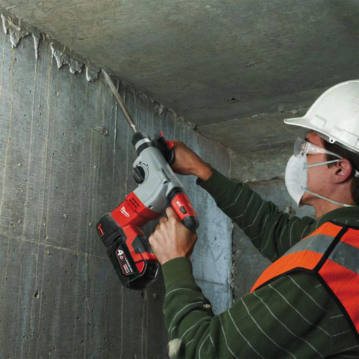 Milwaukee HD18HX-0 18V SDS  Rotary Hammer Drill with 4 Piece Chisel Set & 13mm Keyless Chuck