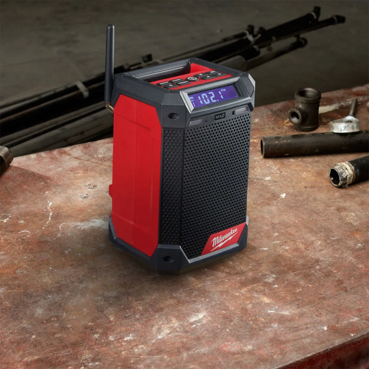Milwaukee M12RCDAB -0 12V Radio and Charger with 5.0Ah Battery
