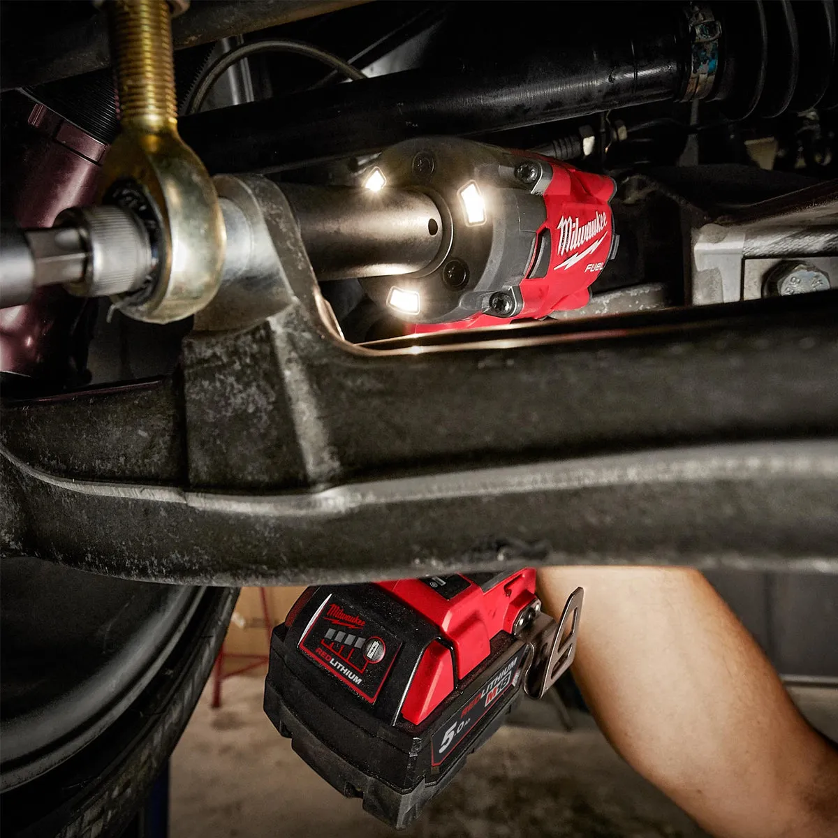 Milwaukee M18FIW2F38-0X 18V Fuel Brushless 3/8 Friction Ring Impact Wrench with 1 x 5.5Ah Battery Charger & Case