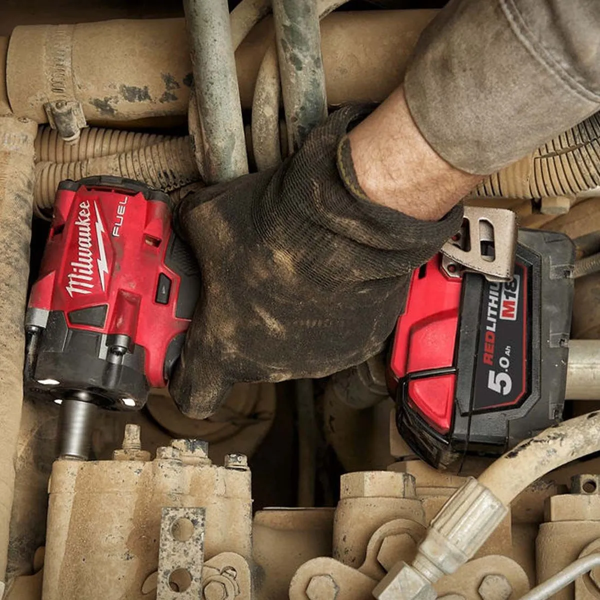Milwaukee M18FIW2F38-0X 18V Fuel Brushless 3/8 Friction Ring Impact Wrench with 2 x 5.0Ah Battery & Charger