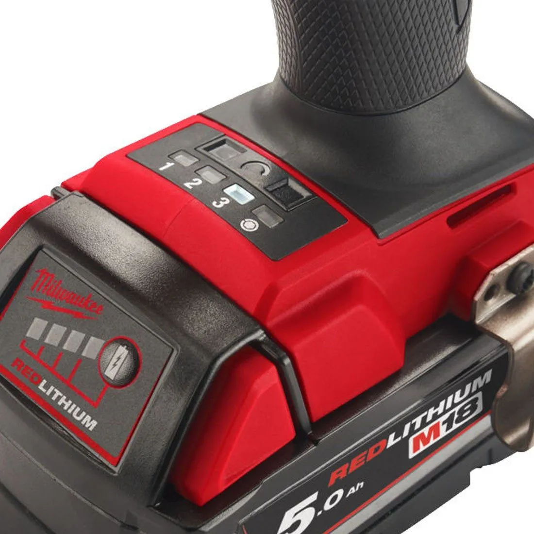 Milwaukee M18FMTIW2F12-502X 18V Fuel Brushless 1/2 Impact Wrench with Accessories Set