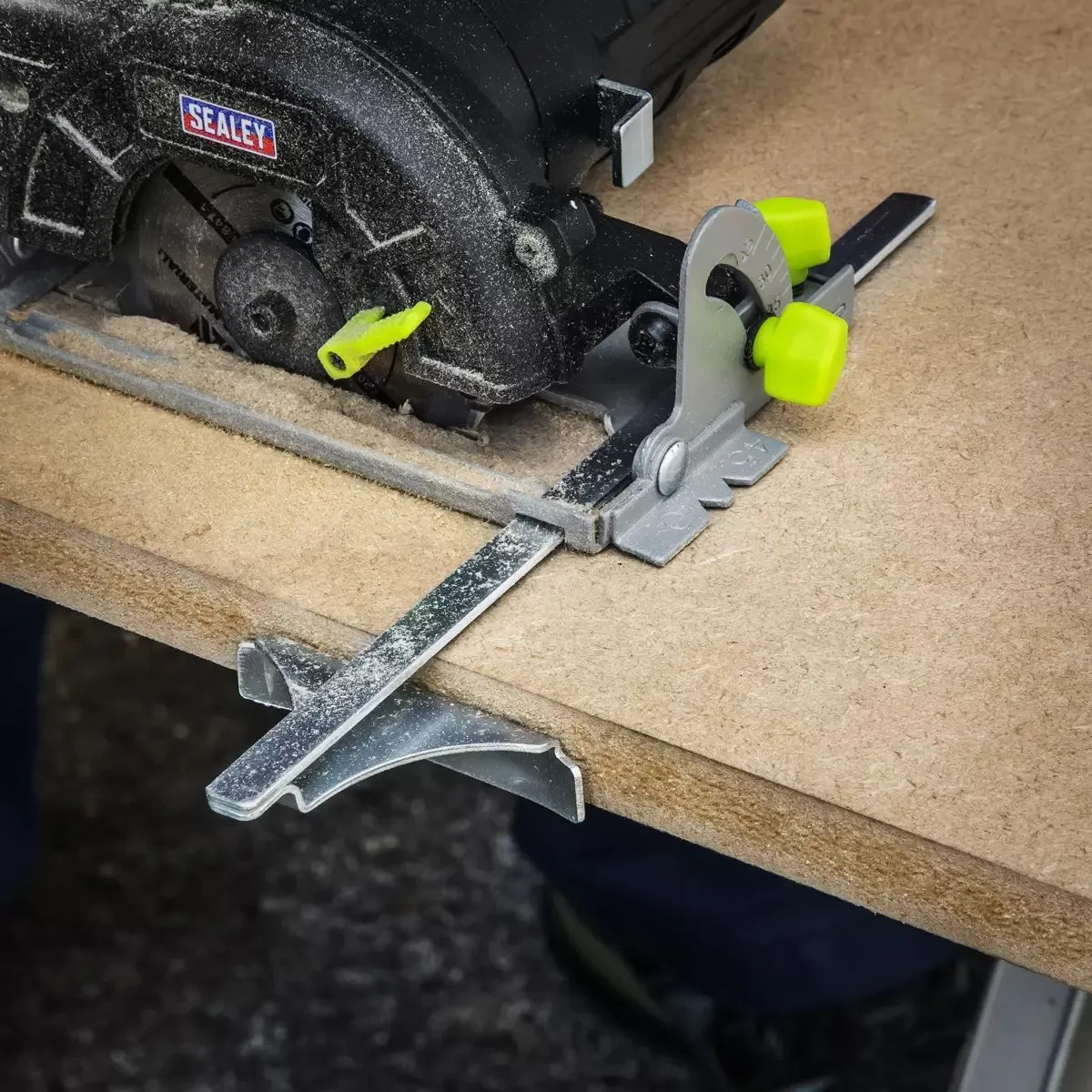 Sealey CP108VCS 10.8V Cordless 85mm Circular Saw Compact. lightweight With Battery & Charger