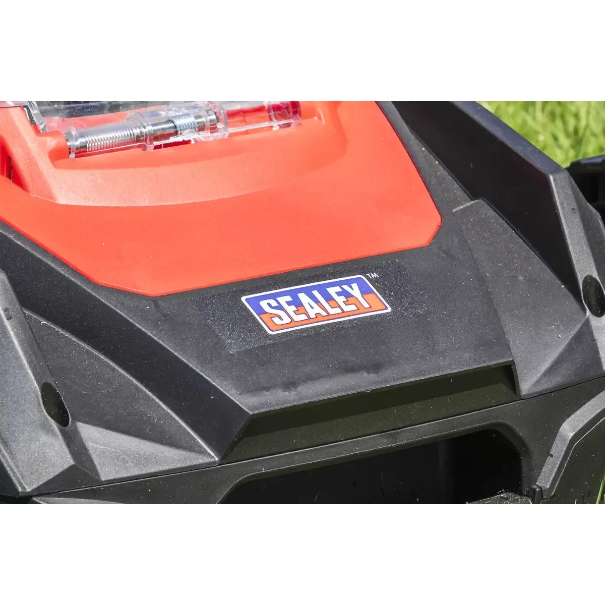 Sealey CP40VLMKIT 40V 40cm Cordless Lawn Mower Kit With 2 battries & charger