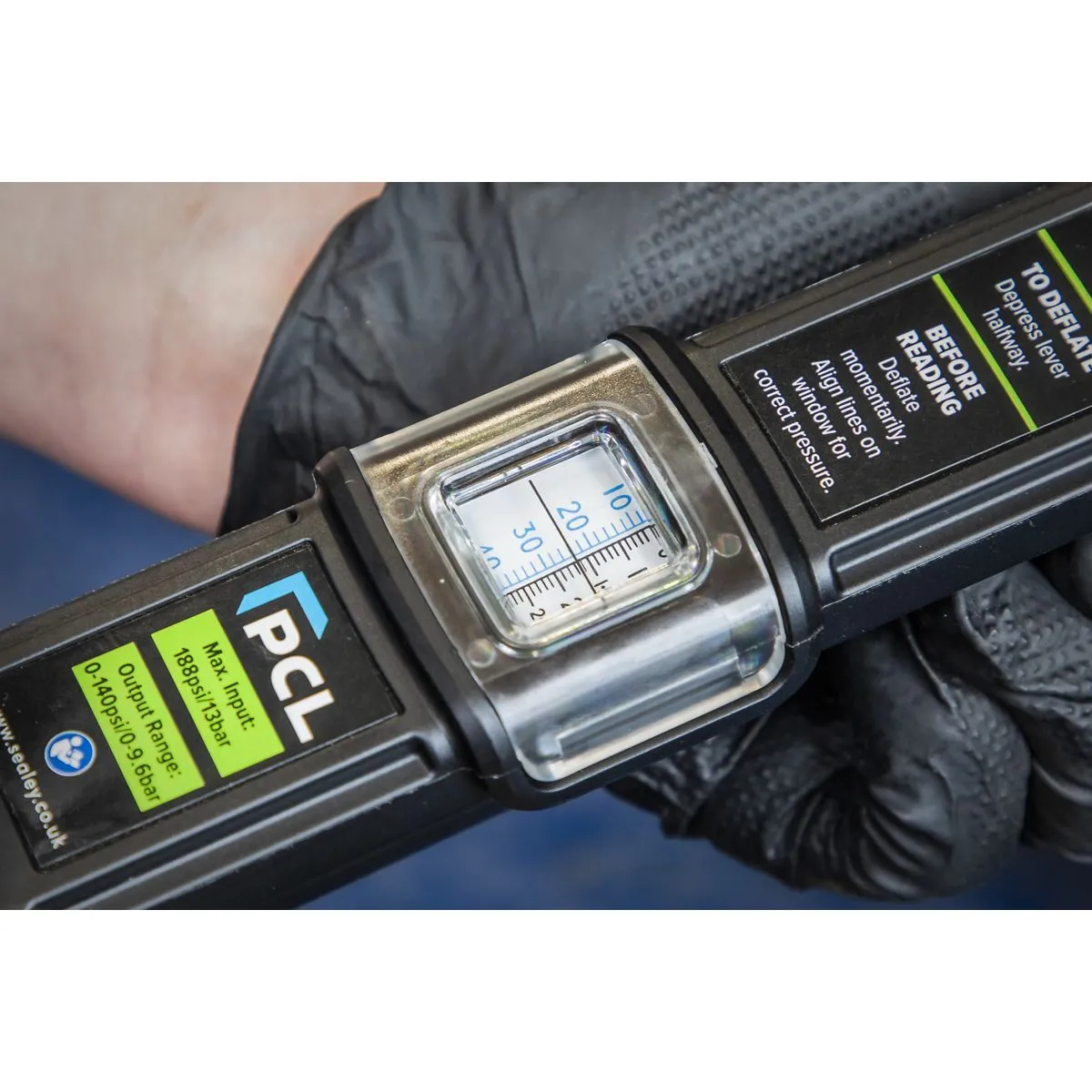 Sealey SA37/98 PCL Airlite Eco Tyre Inflator with Clip-On Connector