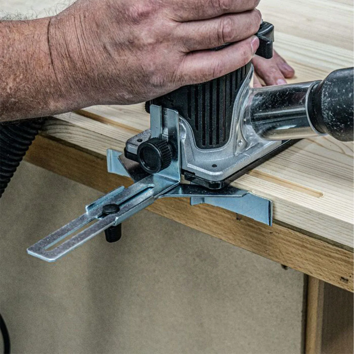 Trend T1ETS 1/4 Trimmer Router 240V/710W with 12 Piece Cutter Set